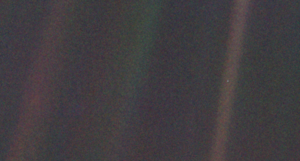 L’immagine della Terra ripresa dalla sonda Voyager 1