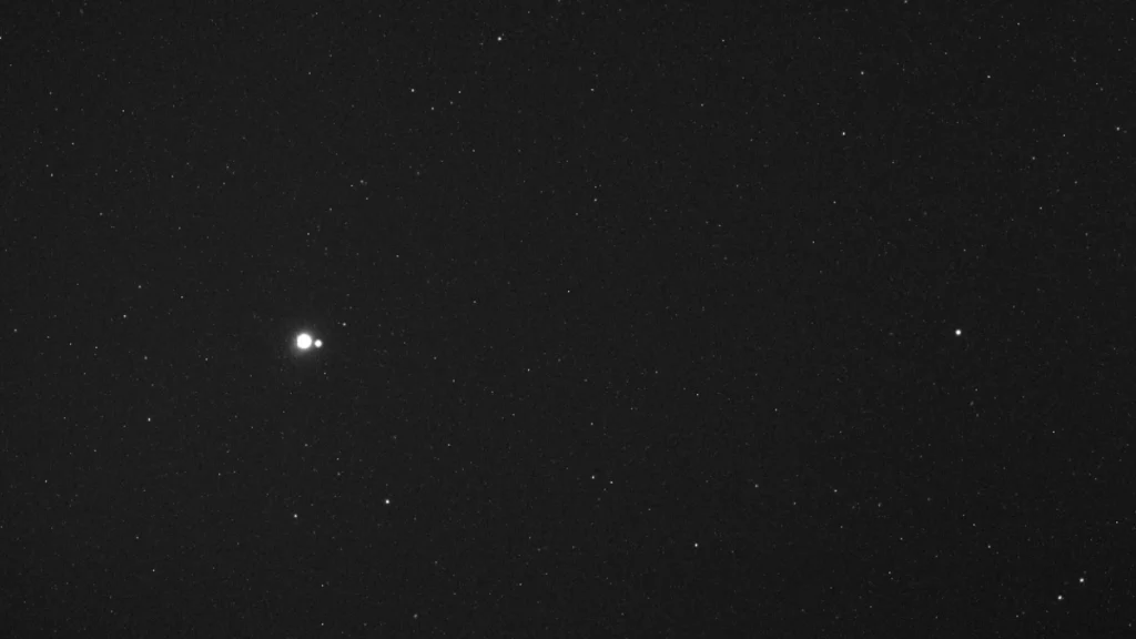 See the Moon and Earth photographed from Mercury: distance 183 million kilometers!